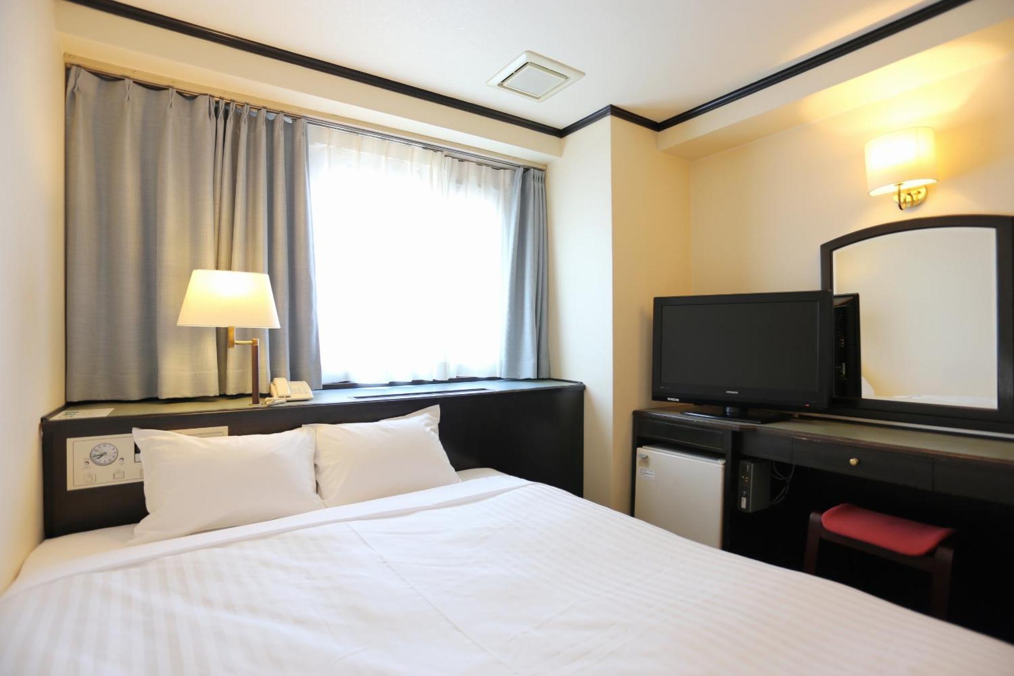 Hotel Castle Inn Szuzuka Kültér fotó