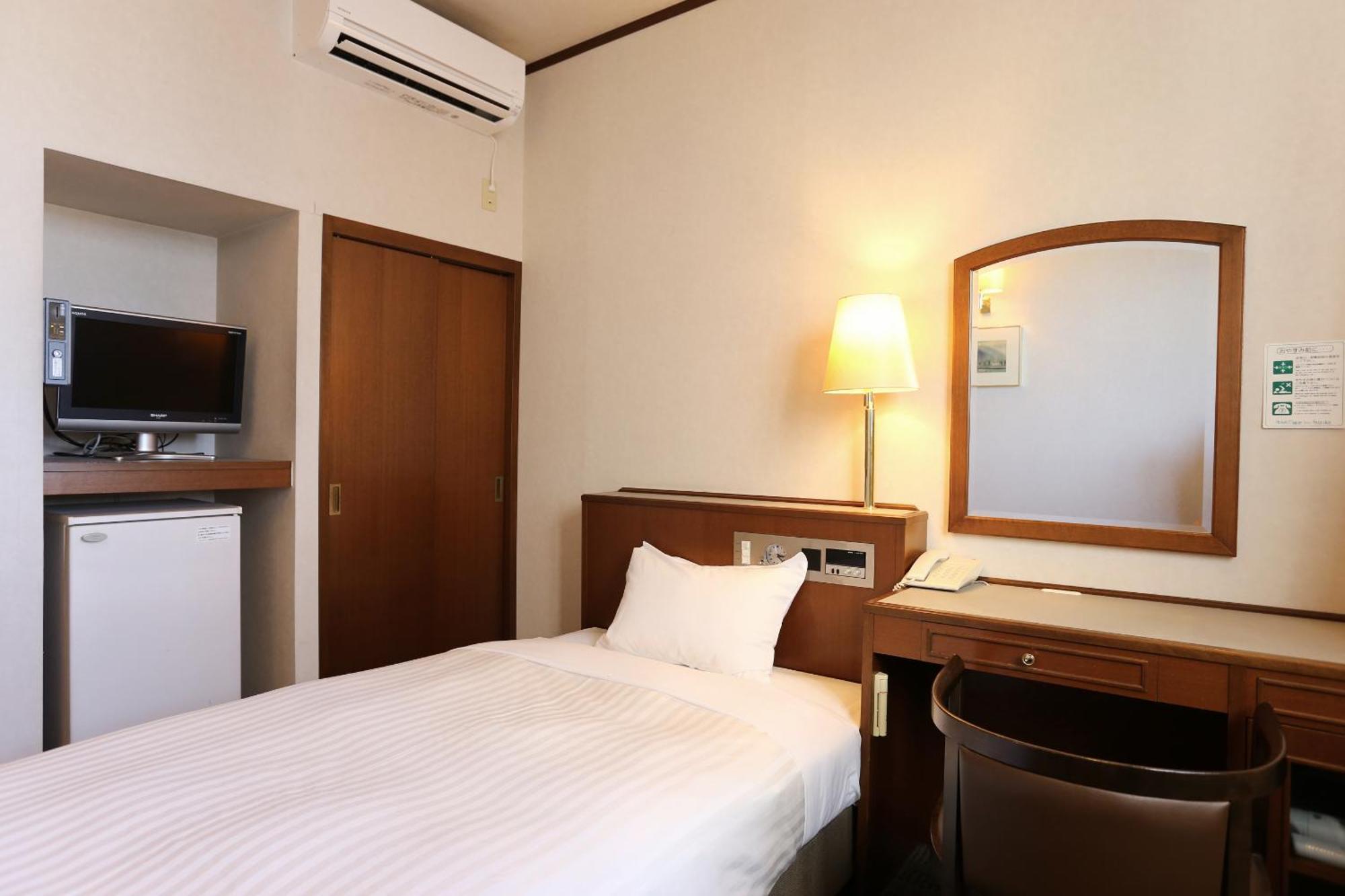 Hotel Castle Inn Szuzuka Kültér fotó